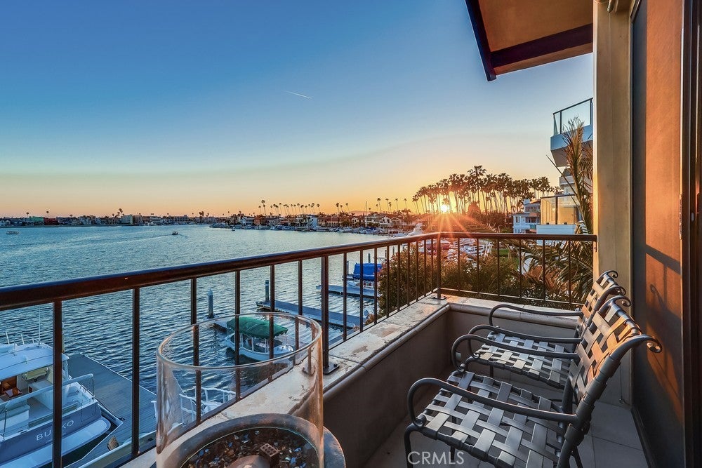 Long Beach, California, 90803, United States, 4 Bedrooms Bedrooms, ,4 BathroomsBathrooms,Residential,Active,1903219