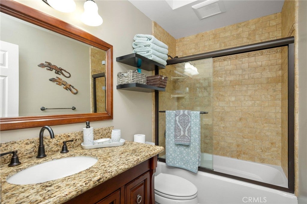 Chatsworth, California, 91311, United States, 4 Bedrooms Bedrooms, ,3 BathroomsBathrooms,Residential,Active,2006764