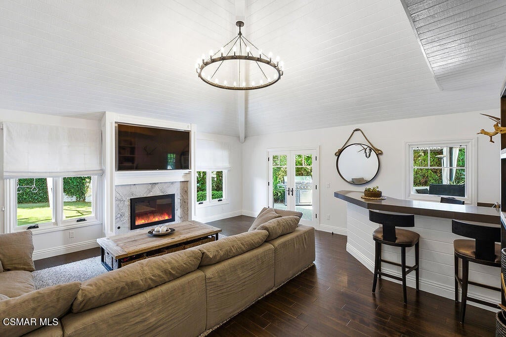 Westlake Village, California, 91362, United States, 6 Bedrooms Bedrooms, ,6 BathroomsBathrooms,Residential,Active,2031759