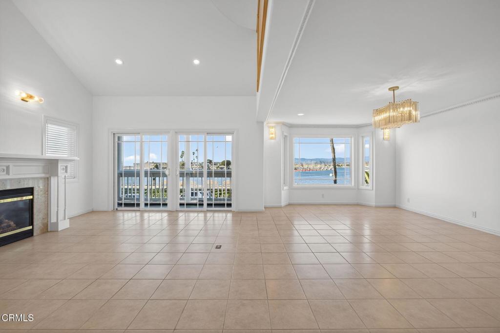 Oxnard, California, 93035, United States, 4 Bedrooms Bedrooms, ,4 BathroomsBathrooms,Residential,Active,1997596