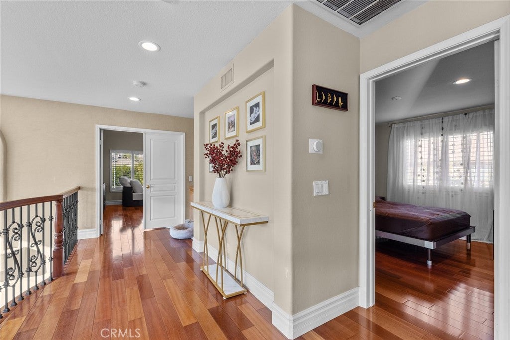 Porter Ranch, California, 91326, United States, 4 Bedrooms Bedrooms, ,4 BathroomsBathrooms,Residential,Active,1989767