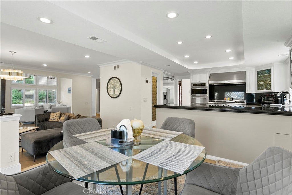 Laguna Hills, California, 92653, United States, 4 Bedrooms Bedrooms, ,3 BathroomsBathrooms,Residential,Active,1986896