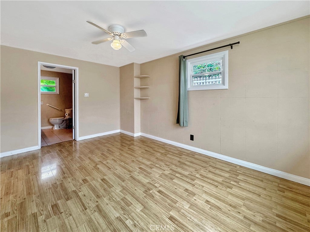 Huntington Beach, California, 92647, United States, ,5 BathroomsBathrooms,Residential,Active,1867911