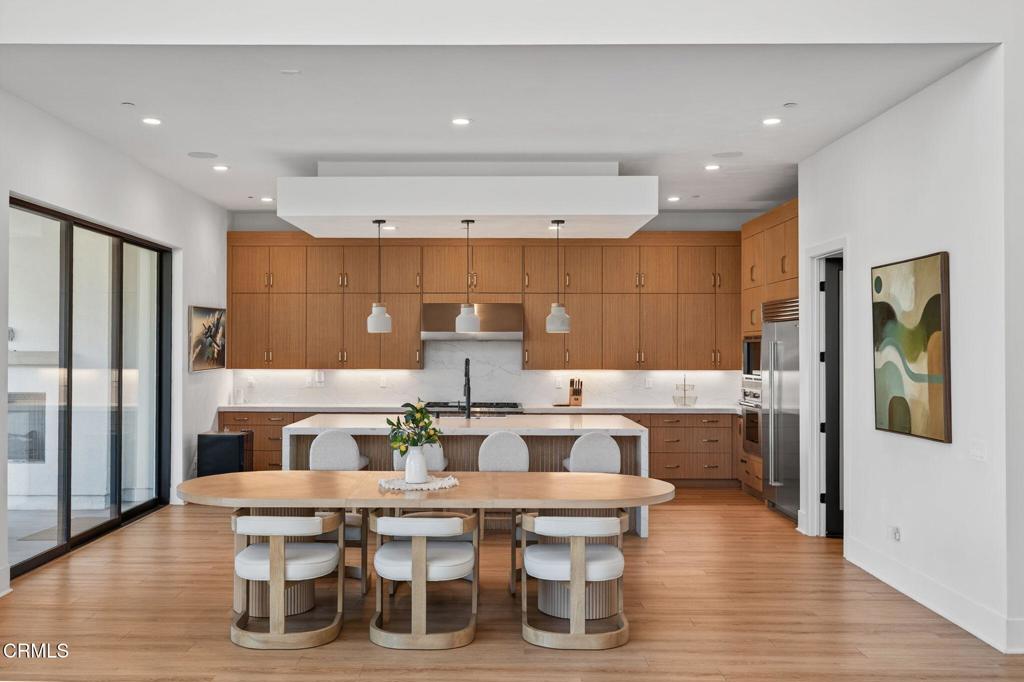 Porter Ranch, California, 91326, United States, 5 Bedrooms Bedrooms, ,6 BathroomsBathrooms,Residential,Active,1965808