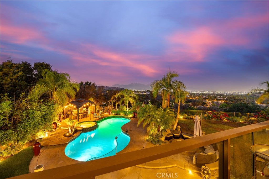 Pomona, California, 91766, United States, 5 Bedrooms Bedrooms, ,5 BathroomsBathrooms,Residential,Active,1989773