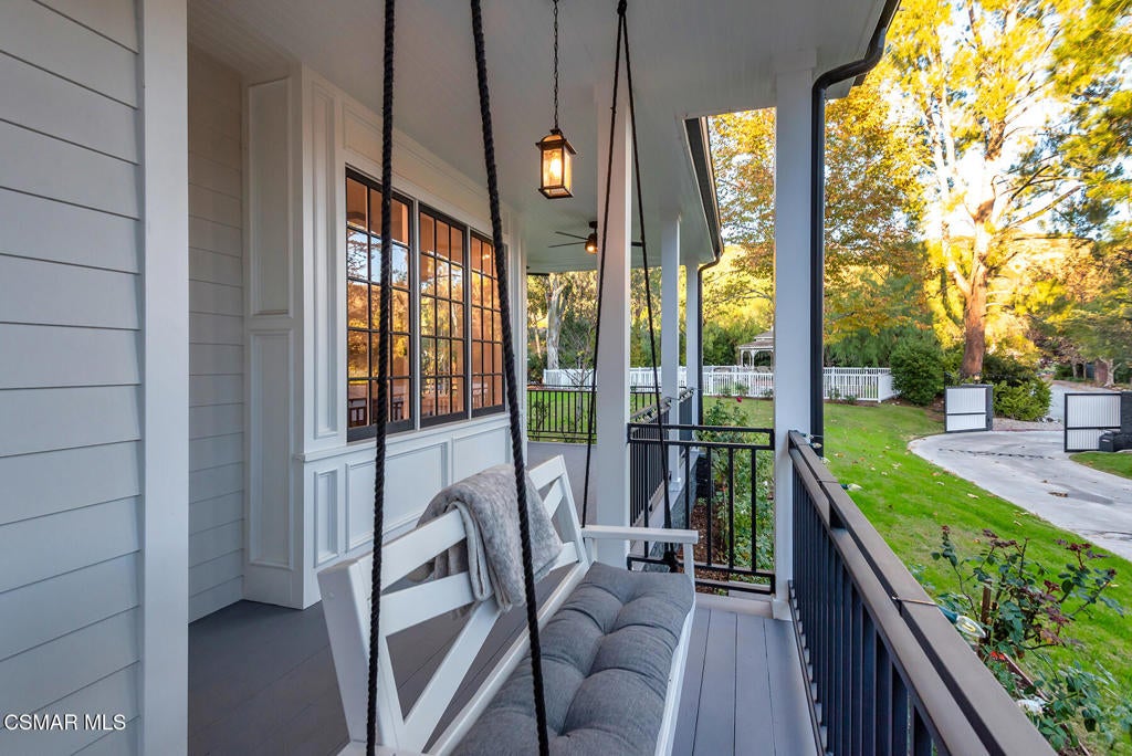 Agoura Hills, California, 91301, United States, 5 Bedrooms Bedrooms, ,7 BathroomsBathrooms,Residential,Pending,2006769