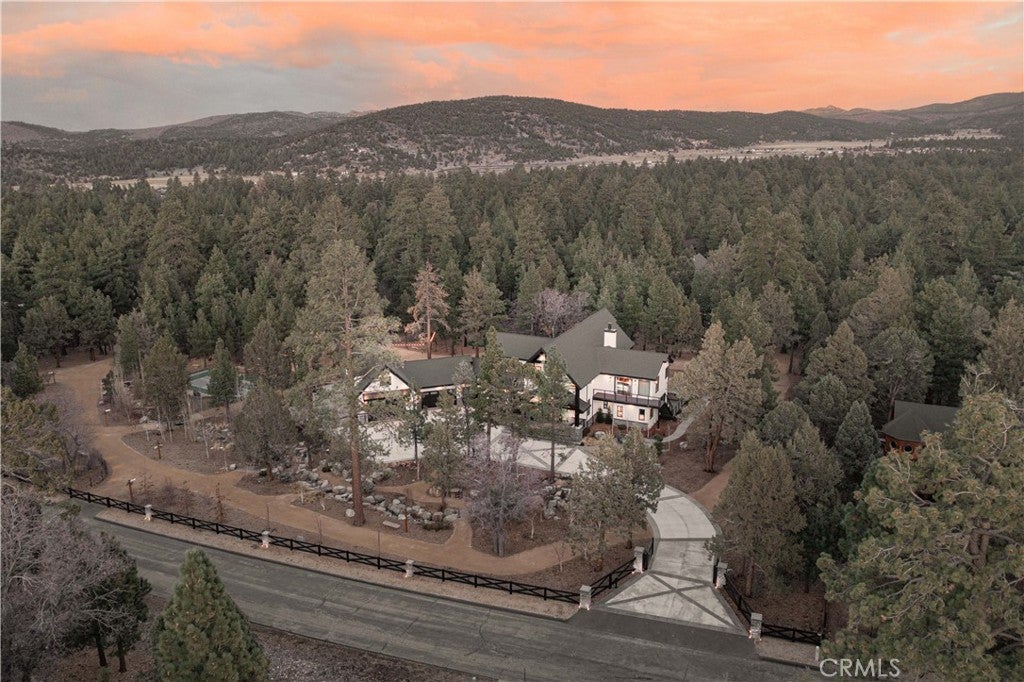 Big Bear City, California, 92314, United States, 5 Bedrooms Bedrooms, ,5 BathroomsBathrooms,Residential,Active,1702356