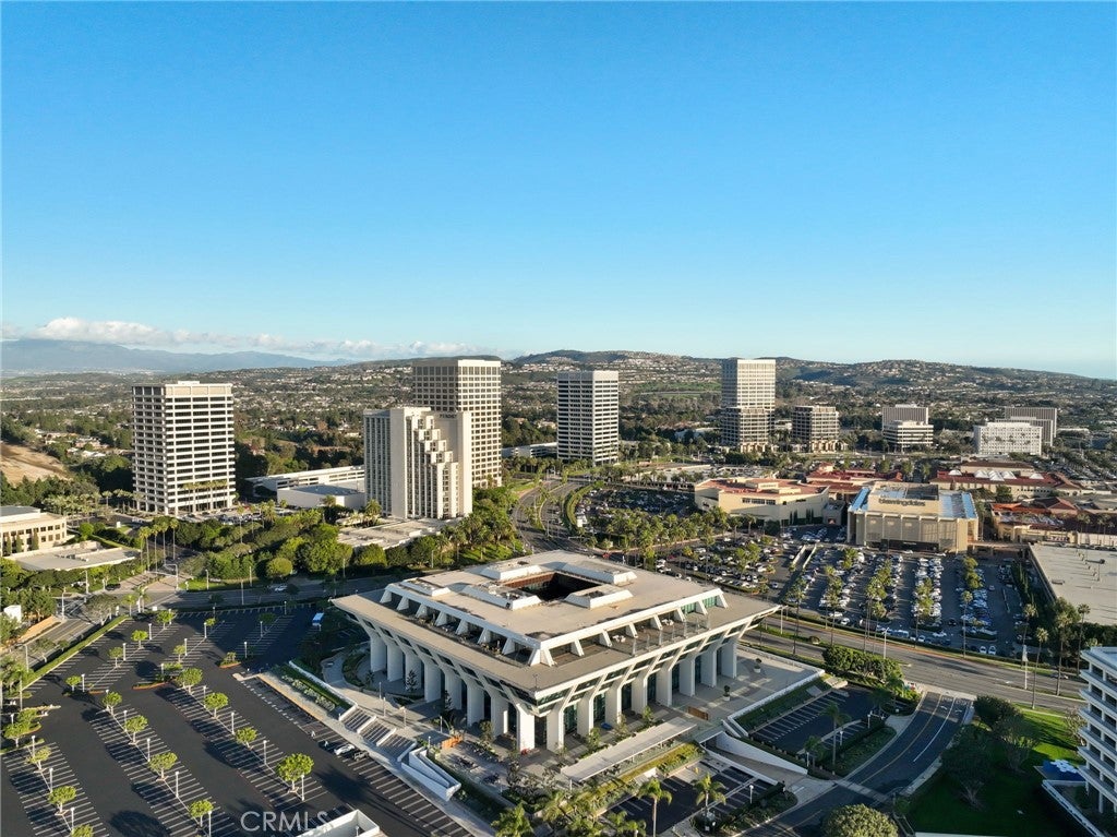 Newport Beach, California, 92660, United States, 2 Bedrooms Bedrooms, ,3 BathroomsBathrooms,Residential,Active,2009419