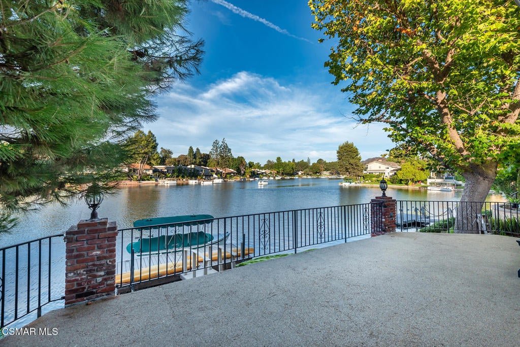 Westlake Village, California, 91361, United States, 3 Bedrooms Bedrooms, ,3 BathroomsBathrooms,Residential,Active,1926920
