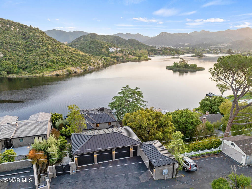 Lake Sherwood, California, 91361, United States, ,4 BathroomsBathrooms,Residential,Active,1820410