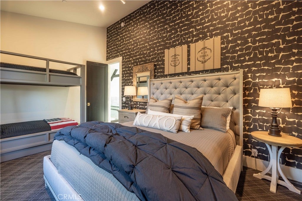 Big Bear City, California, 92314, United States, 5 Bedrooms Bedrooms, ,5 BathroomsBathrooms,Residential,Active,1702356