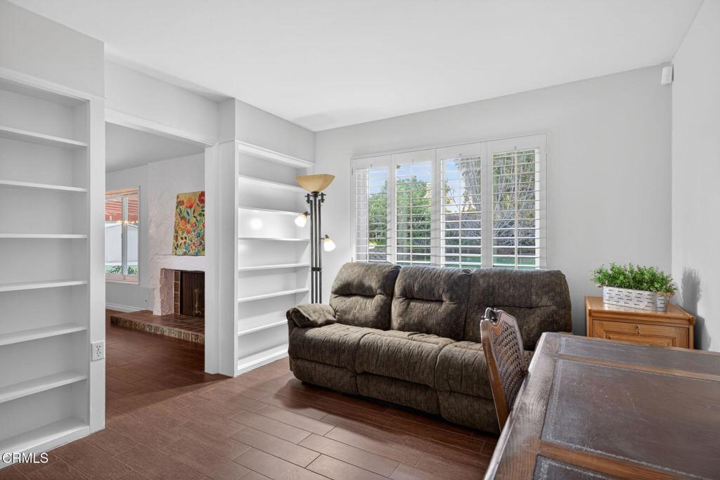 Camarillo, California, 93010, United States, 4 Bedrooms Bedrooms, ,2 BathroomsBathrooms,Residential,Active,2011874