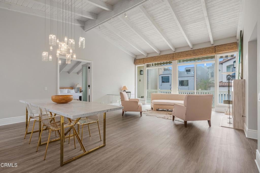 Oxnard, California, 93035, United States, 4 Bedrooms Bedrooms, ,5 BathroomsBathrooms,Residential,Active,1946436