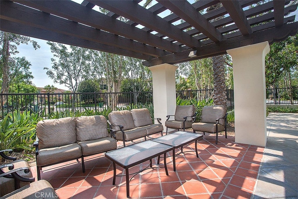 Irvine, California, 92620, United States, 4 Bedrooms Bedrooms, ,4 BathroomsBathrooms,Residential,Active,1986877