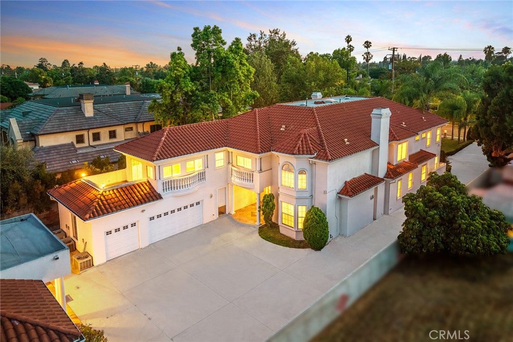 Arcadia, California, 91006, United States, 6 Bedrooms Bedrooms, ,6 BathroomsBathrooms,Residential,Active,1960150