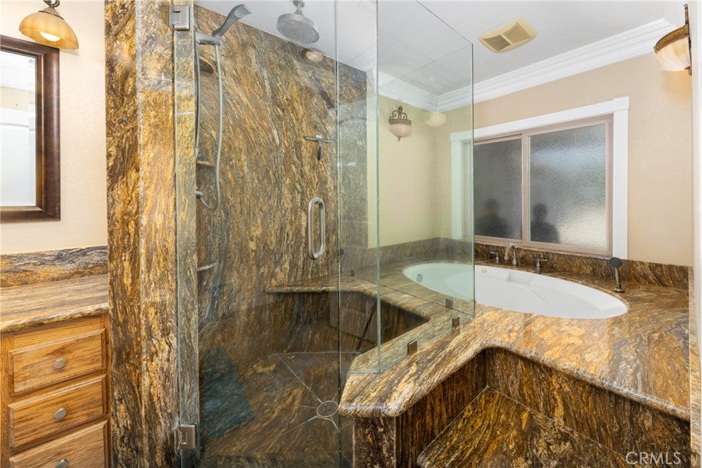 Yucaipa, California, 92399, United States, 5 Bedrooms Bedrooms, ,4 BathroomsBathrooms,Residential,Pending,1985872