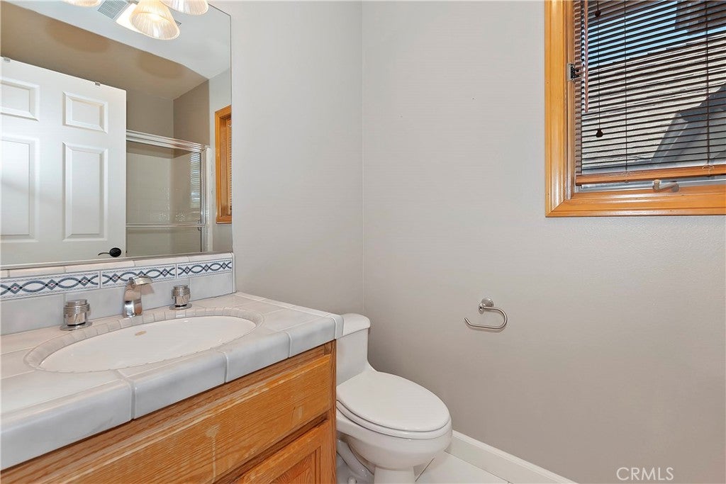 Big Bear City, California, 92314, United States, 4 Bedrooms Bedrooms, ,5 BathroomsBathrooms,Residential,Active,2006763