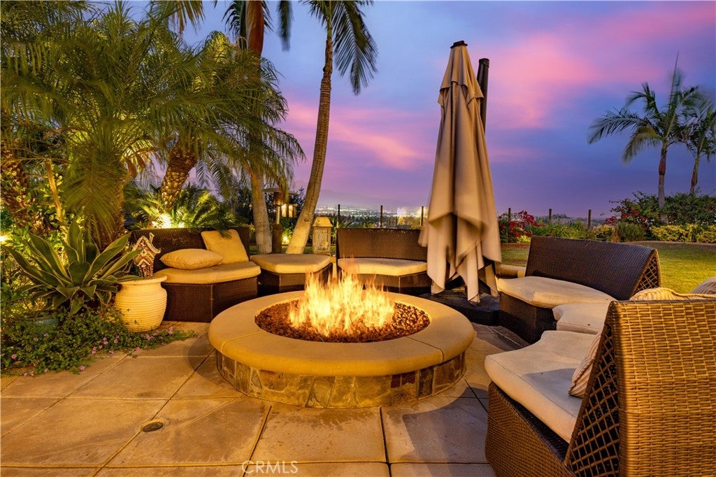 Pomona, California, 91766, United States, 5 Bedrooms Bedrooms, ,5 BathroomsBathrooms,Residential,Active,1989773