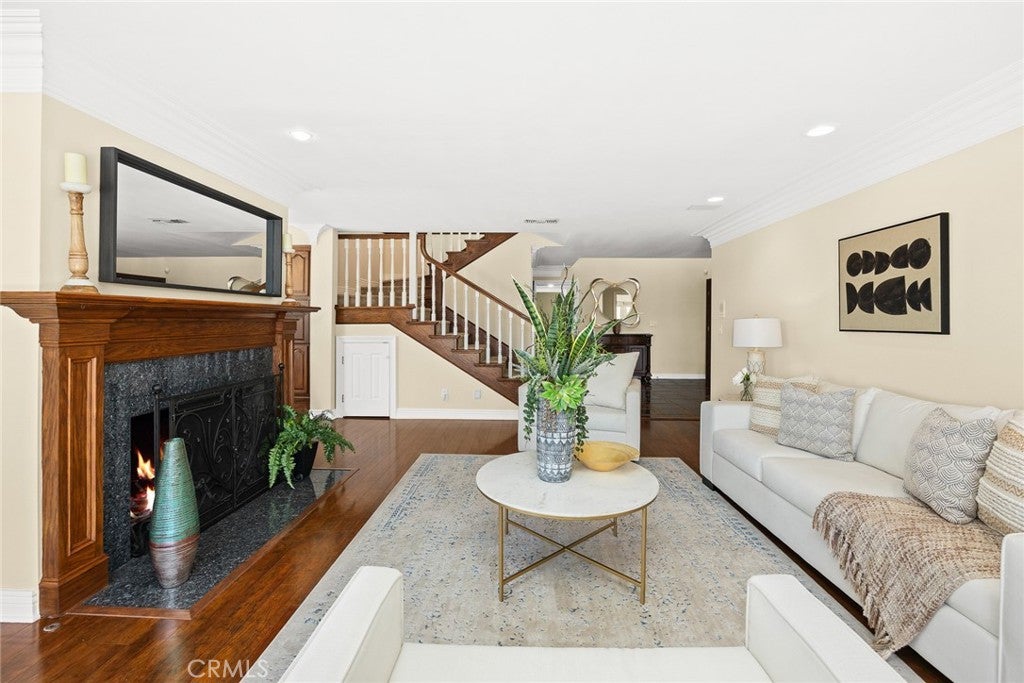 Arcadia, California, 91006, United States, 7 Bedrooms Bedrooms, ,8 BathroomsBathrooms,Residential,Active,1914824
