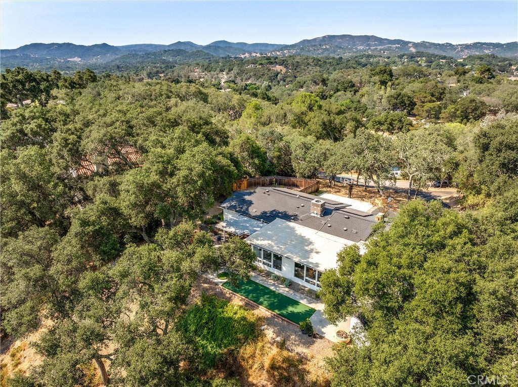 Atascadero, California, 93422, United States, 4 Bedrooms Bedrooms, ,2 BathroomsBathrooms,Residential,Active,1913985