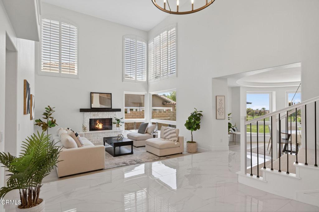 Camarillo, California, 93010, United States, 5 Bedrooms Bedrooms, ,5 BathroomsBathrooms,Residential,Active,1914809