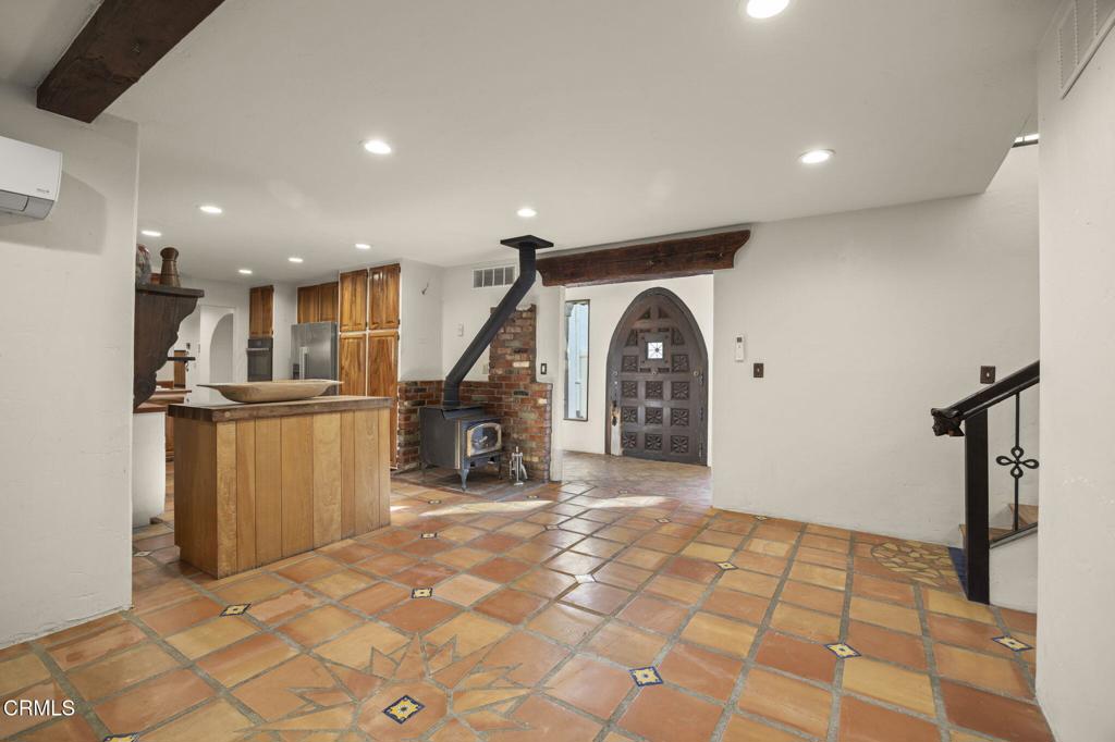 Ojai, California, 93023, United States, ,3 BathroomsBathrooms,Residential,Active,1769520