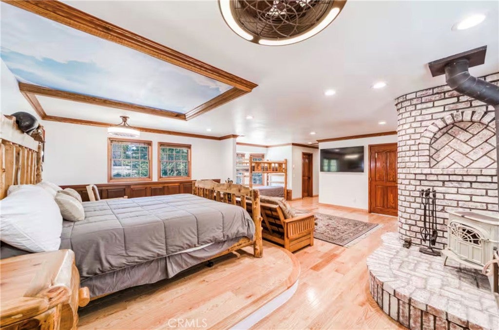 Big Bear Lake, California, 92315, United States, 4 Bedrooms Bedrooms, ,4 BathroomsBathrooms,Residential,Active,1999274