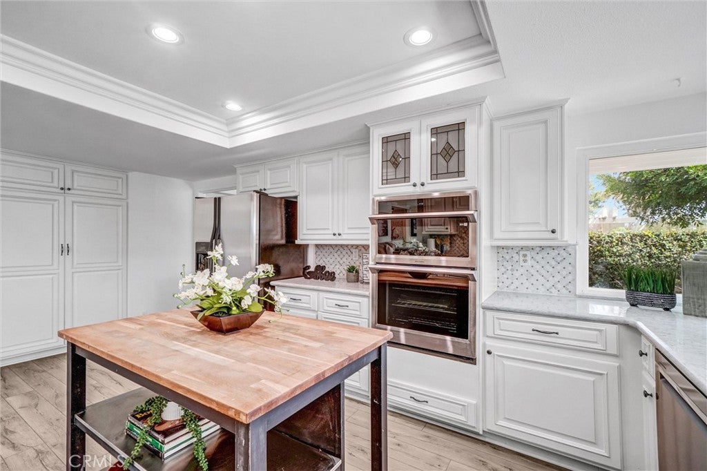 Mission Viejo, California, 92691, United States, 5 Bedrooms Bedrooms, ,3 BathroomsBathrooms,Residential,Active,1986876