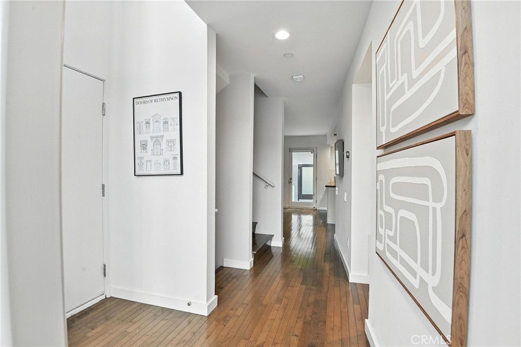 Santa Monica, California, 90405, United States, ,3 BathroomsBathrooms,Residential,Active,1894761