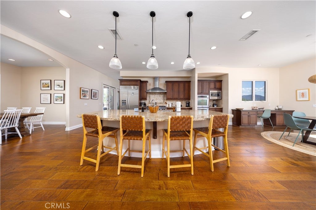 Temecula, California, 92592, United States, 5 Bedrooms Bedrooms, ,4 BathroomsBathrooms,Residential,Active,1970960