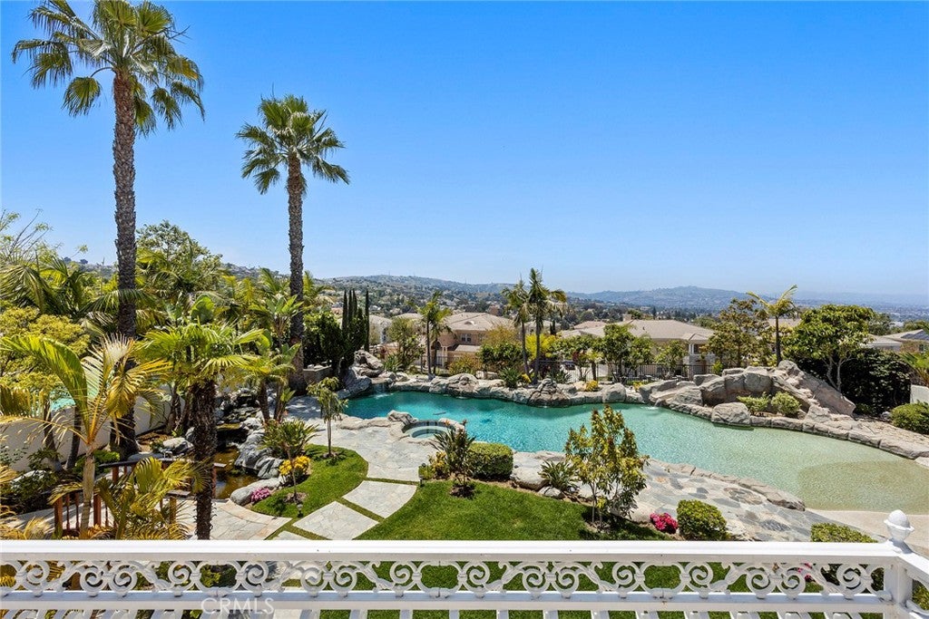 Rowland Heights, California, 91748, United States, 5 Bedrooms Bedrooms, ,6 BathroomsBathrooms,Residential,Pending,1986868