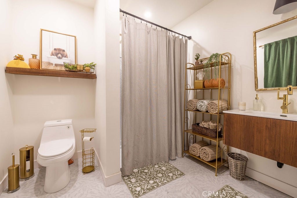 Big Bear Lake, California, 92315, United States, ,4 BathroomsBathrooms,Residential,Active,1825090