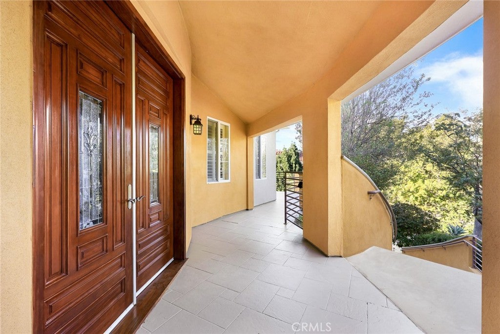 South Pasadena, California, 91030, United States, 4 Bedrooms Bedrooms, ,5 BathroomsBathrooms,Residential,Active,1968417