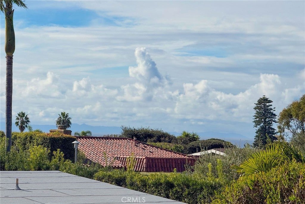 Dana Point, California, 92629, United States, 3 Bedrooms Bedrooms, ,2 BathroomsBathrooms,Residential,Active,1973342