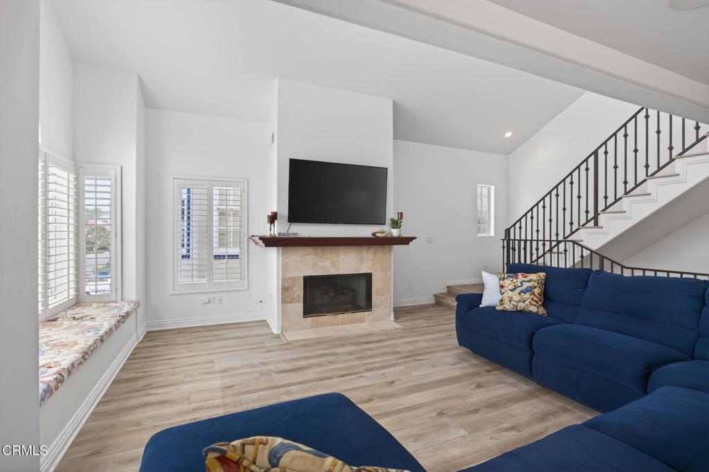 Oxnard, California, 93035, United States, 4 Bedrooms Bedrooms, ,3 BathroomsBathrooms,Residential,Active,2031789