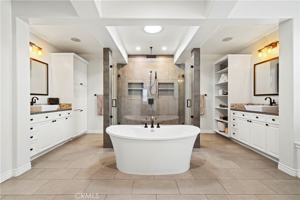 Stevenson Ranch, California, 91381, United States, 5 Bedrooms Bedrooms, ,4 BathroomsBathrooms,Residential,Active,2015851