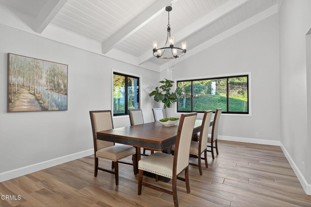 Camarillo, California, 93010, United States, 4 Bedrooms Bedrooms, ,5 BathroomsBathrooms,Residential,Active,1944013