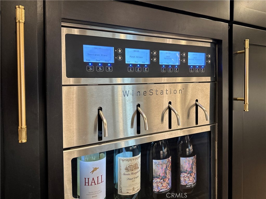 Big Bear Lake, California, 92315, United States, 5 Bedrooms Bedrooms, ,6 BathroomsBathrooms,Residential,Active,1988470