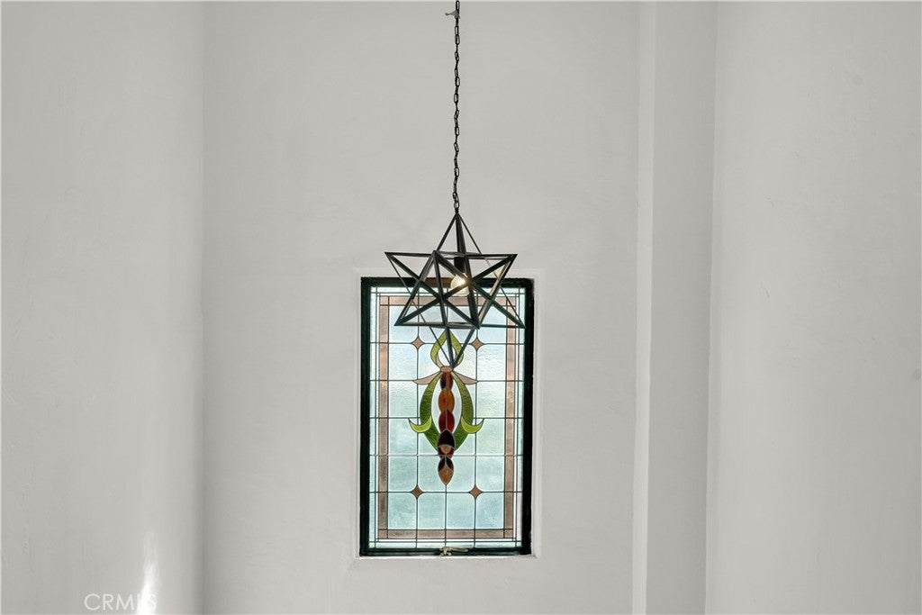 Glendale, California, 91206, United States, 4 Bedrooms Bedrooms, ,3 BathroomsBathrooms,Residential,Active,1963262