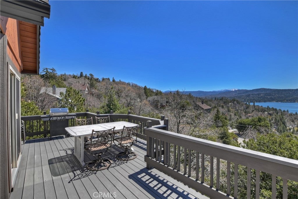Lake Arrowhead, California, 92352, United States, ,5 BathroomsBathrooms,Residential,Active,1781875