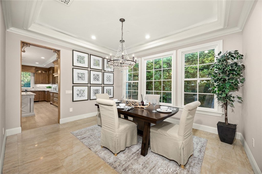 Arcadia, California, 91006, United States, 4 Bedrooms Bedrooms, ,5 BathroomsBathrooms,Residential,Contingent,2014572