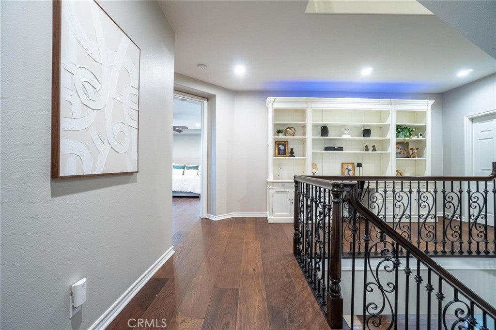 Valencia, California, 91354, United States, 6 Bedrooms Bedrooms, ,6 BathroomsBathrooms,Residential,Active,2008301