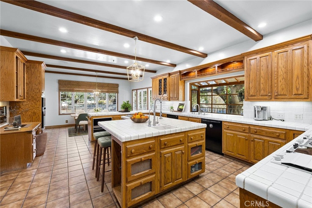 Glendora, California, 91741, United States, 8 Bedrooms Bedrooms, ,7 BathroomsBathrooms,Residential,Active,1900207