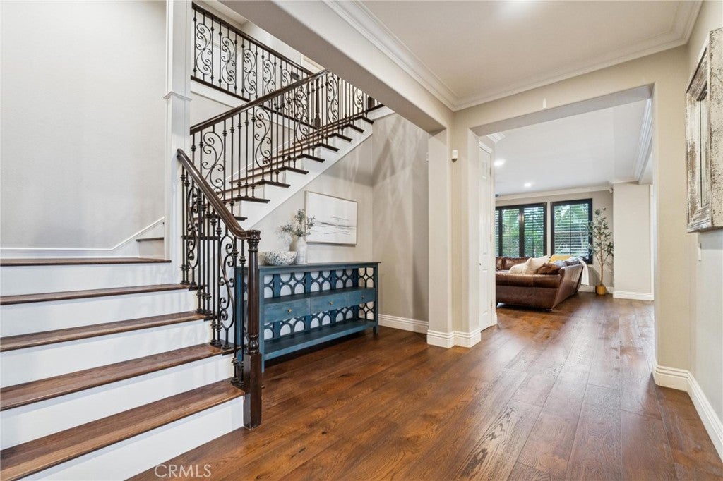 Valencia, California, 91354, United States, 6 Bedrooms Bedrooms, ,6 BathroomsBathrooms,Residential,Active,2008301