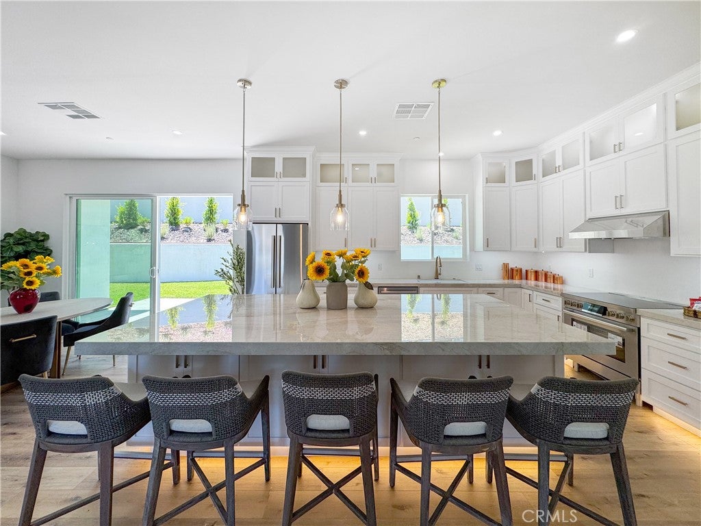 Temecula, California, 92591, United States, 3 Bedrooms Bedrooms, ,3 BathroomsBathrooms,Residential,Active,1711275