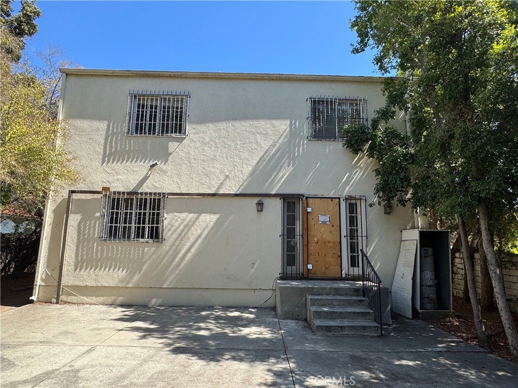 Los Angeles, California, 90036, United States, 5 Bedrooms Bedrooms, ,4 BathroomsBathrooms,Residential,Active,1952991