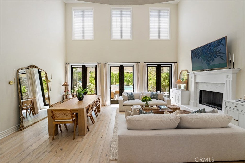 Canyon Country, California, 91387, United States, 4 Bedrooms Bedrooms, ,5 BathroomsBathrooms,Residential,Active,1829894