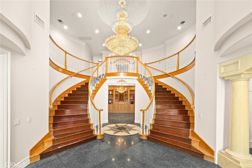 Arcadia, California, 91006, United States, 6 Bedrooms Bedrooms, ,6 BathroomsBathrooms,Residential,Active,1960150