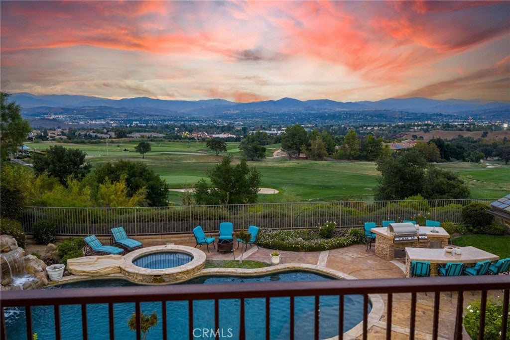 Valencia, California, 91381, United States, 6 Bedrooms Bedrooms, ,11 BathroomsBathrooms,Residential,Active,1959978