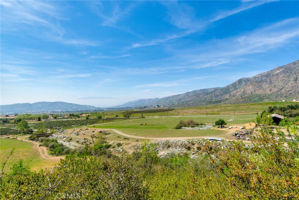 Oak Glen, California, 92399, United States, ,3 BathroomsBathrooms,Residential,Pending,1782592